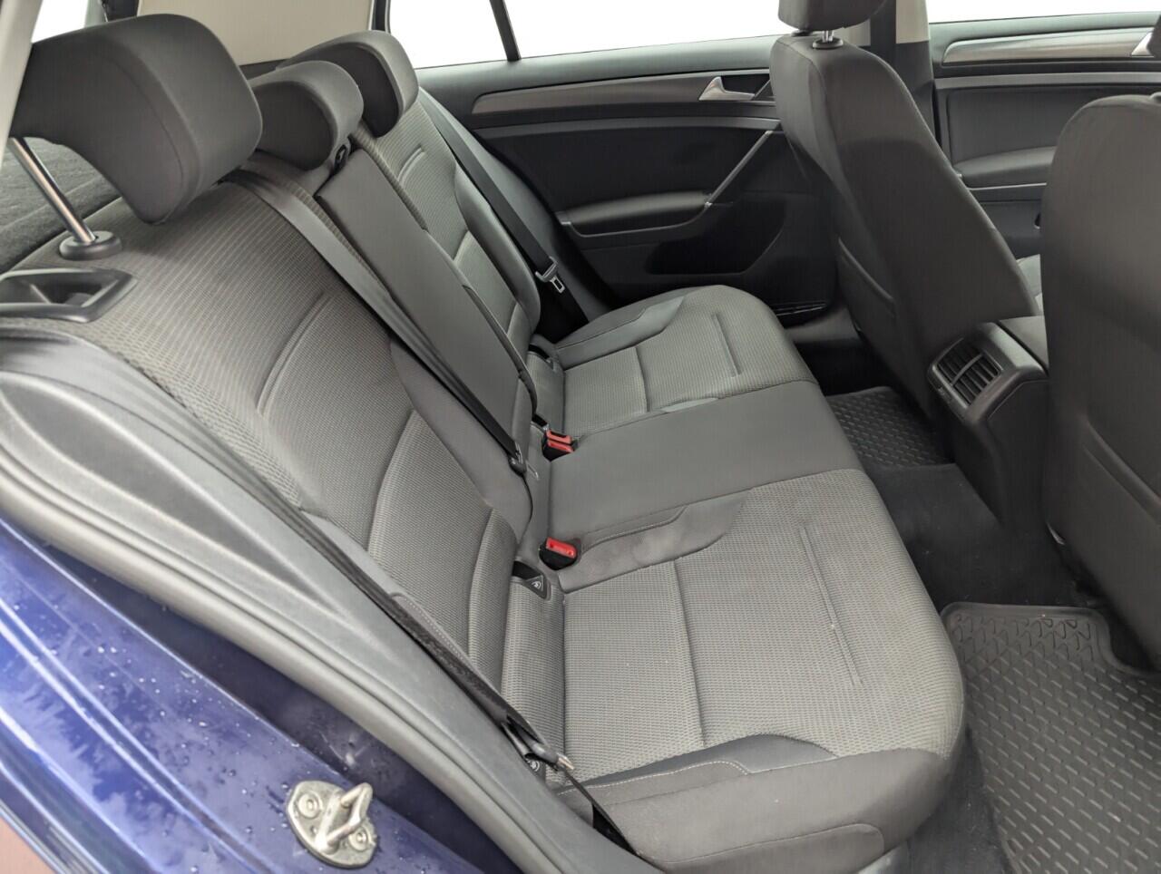 Used Volkswagen Golf 2017 for sale - 76422662: Photo 25