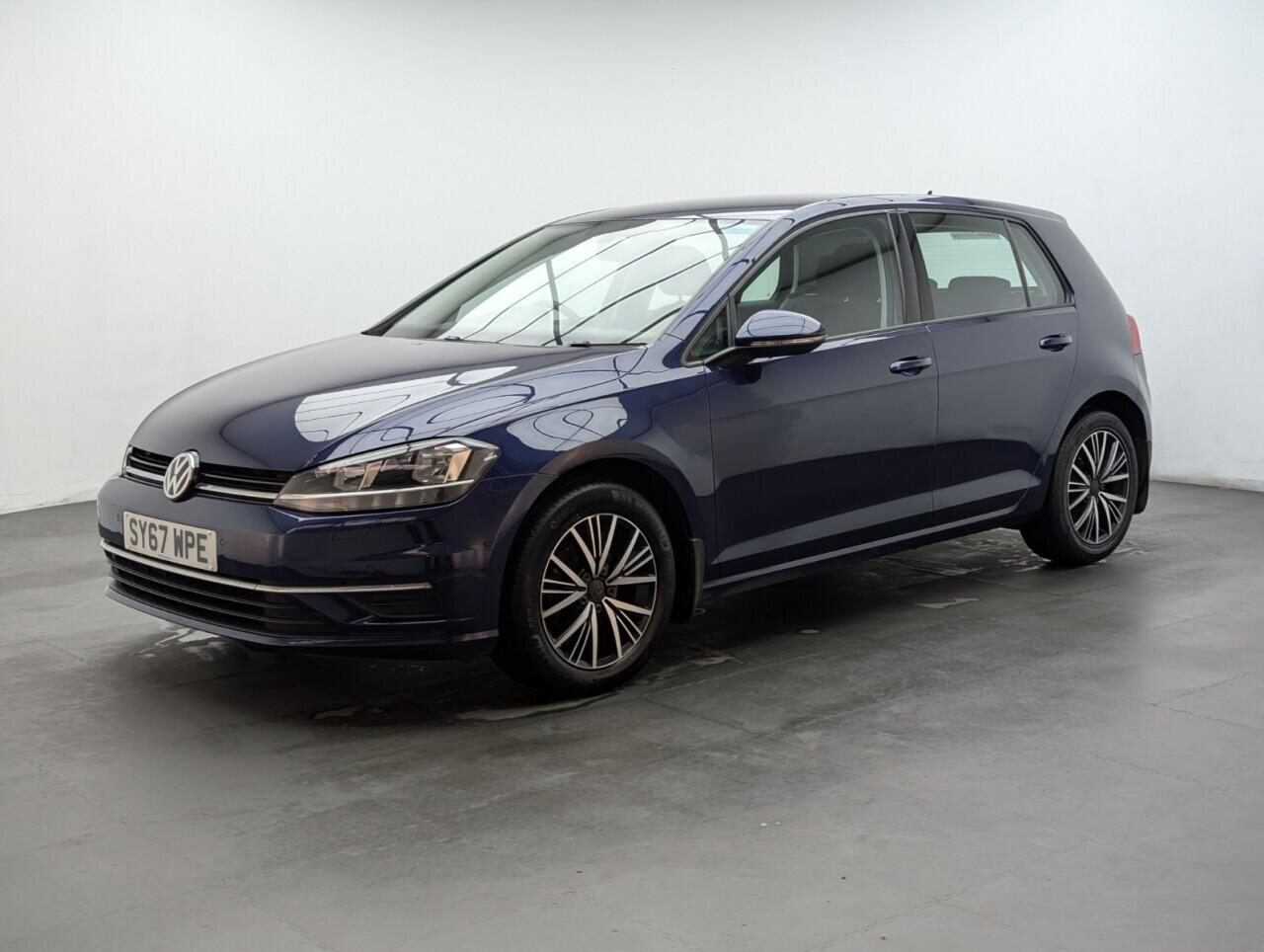 Used Volkswagen Golf 2017 for sale - 76422662: Photo 4