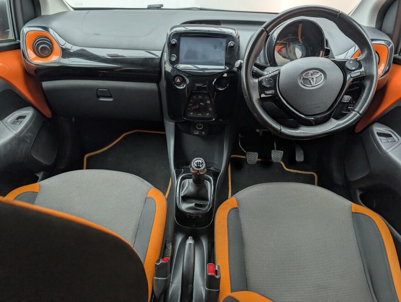 Used Toyota AYGO 2020 for sale - 76424589: Photo 22