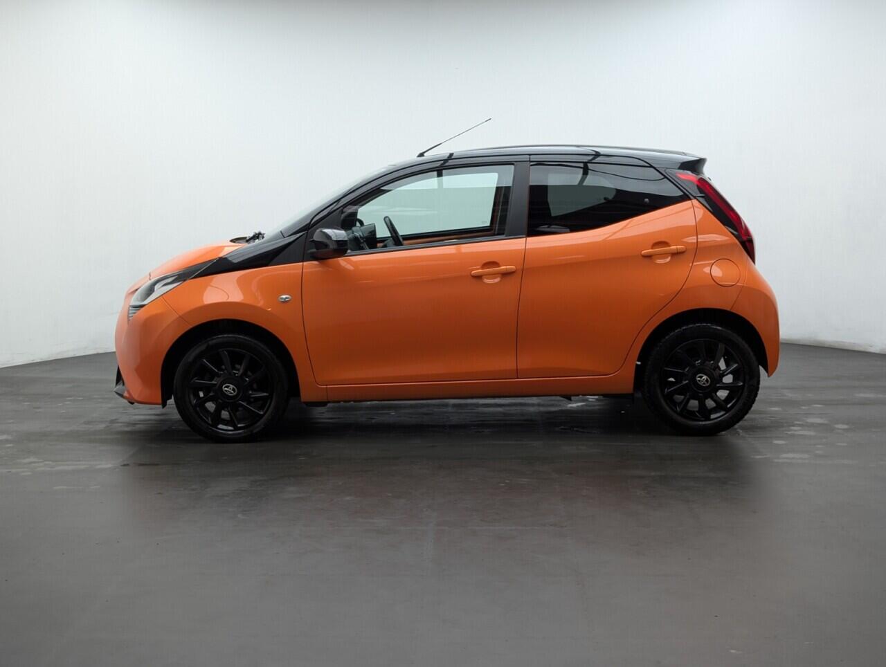 Used Toyota AYGO 2020 for sale - 76424589: Photo 5