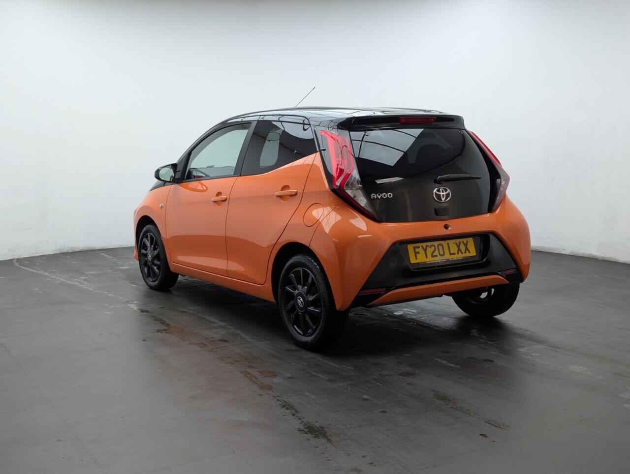 Used Toyota AYGO 2020 for sale - 76424589: Photo 6