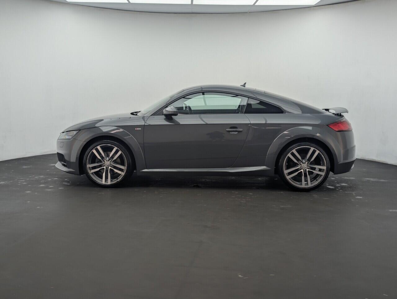 Used Audi TT 2017 for sale - 76422808: Photo 5