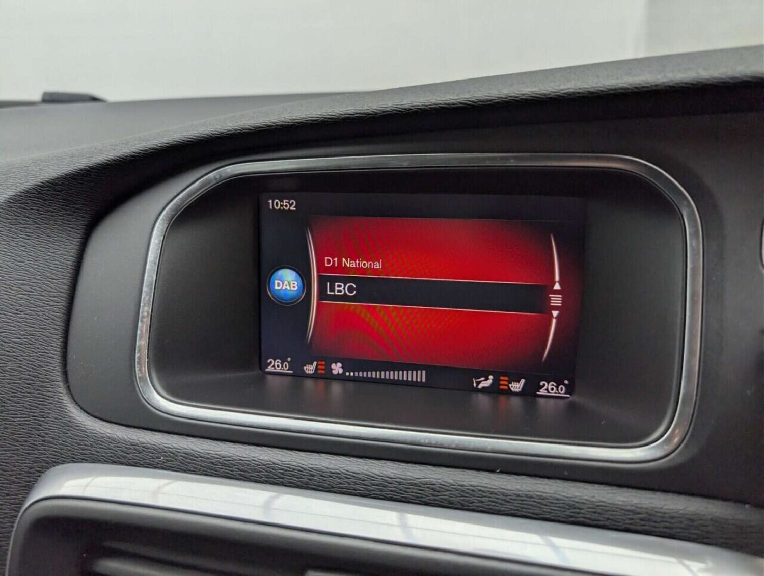 Used Volvo V40 2017 for sale - 77713748: Photo 14