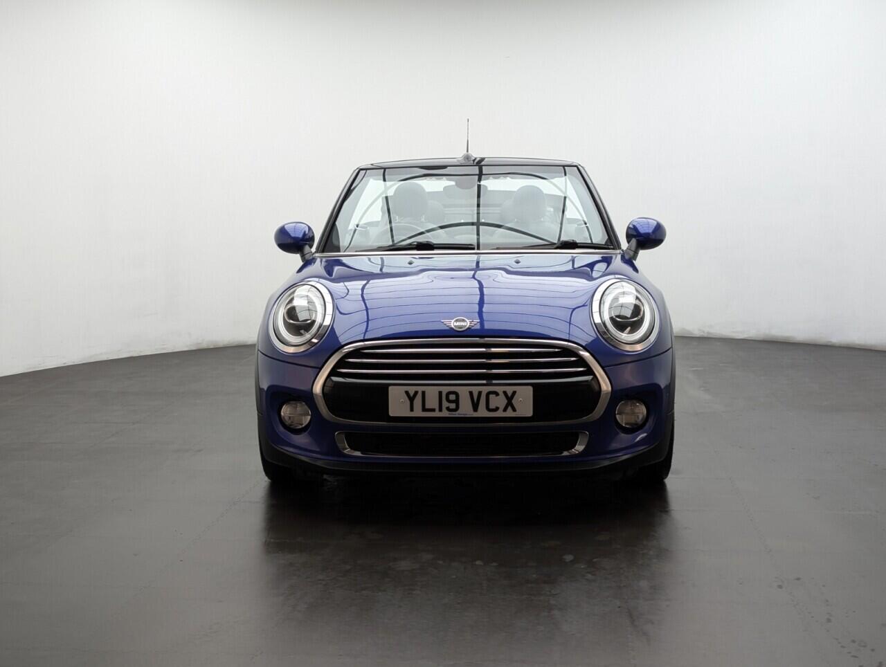 Used MINI Convertible 2019 for sale - 76425091: Photo 3