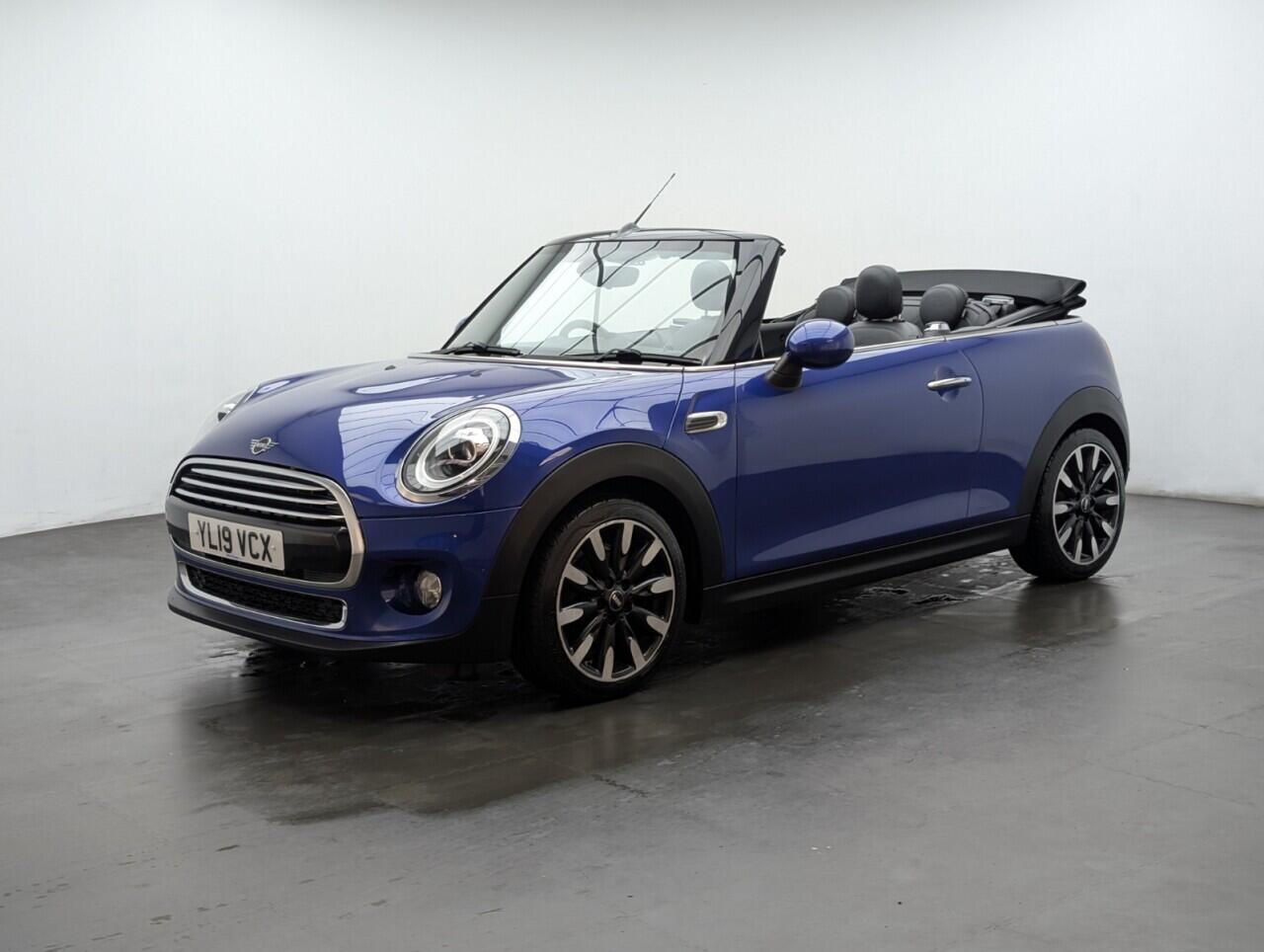Used MINI Convertible 2019 for sale - 76425091: Photo 4