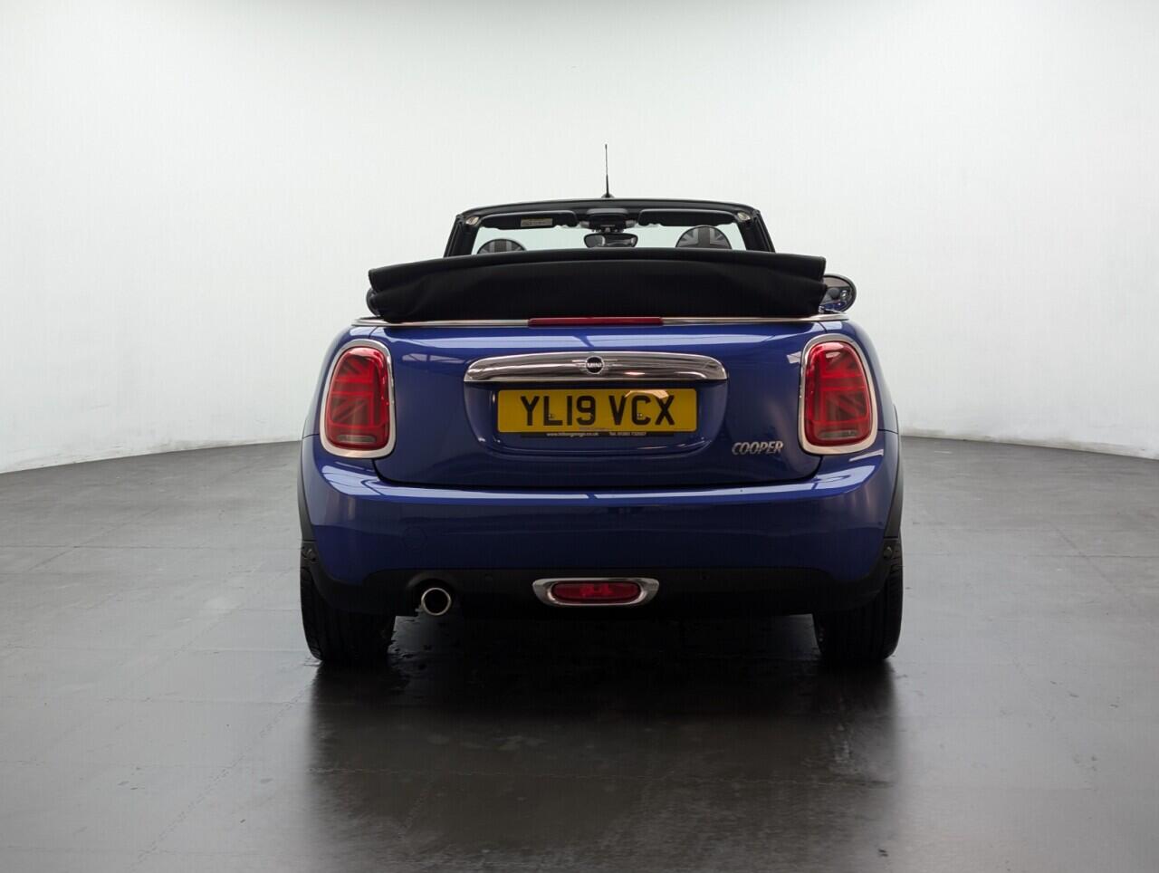 Used MINI Convertible 2019 for sale - 76425091: Photo 7