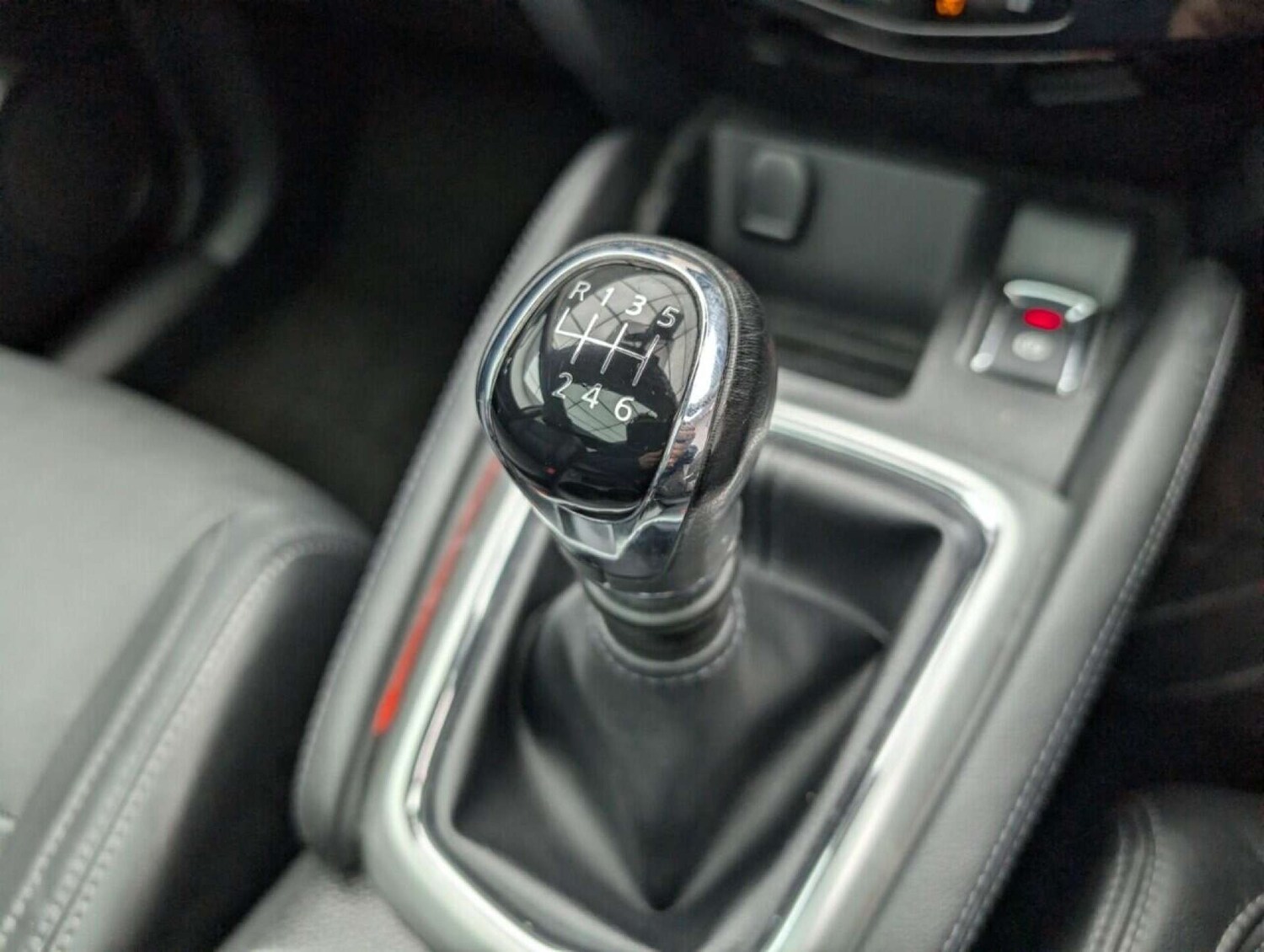 Used Nissan Qashqai 2017 for sale - 77713032: Photo 17