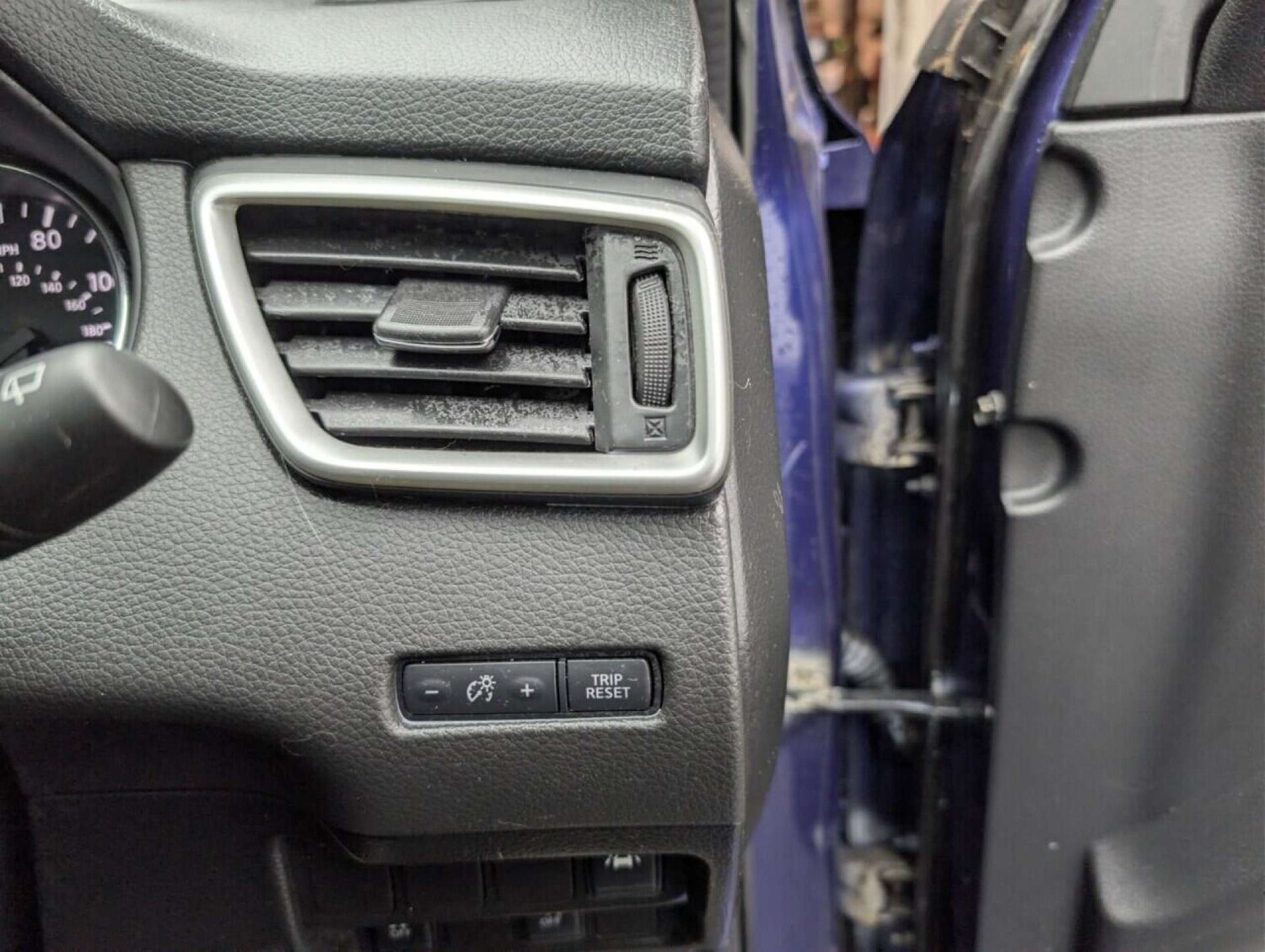 Used Nissan Qashqai 2017 for sale - 77713032: Photo 21