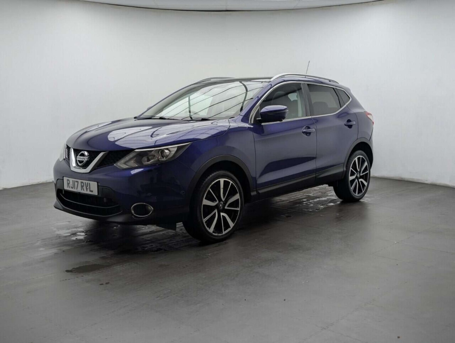 Used Nissan Qashqai 2017 for sale - 77713032: Photo 4