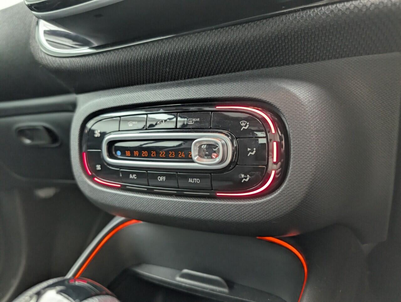 Used smart fortwo 2022 for sale - 76425733: Photo 16