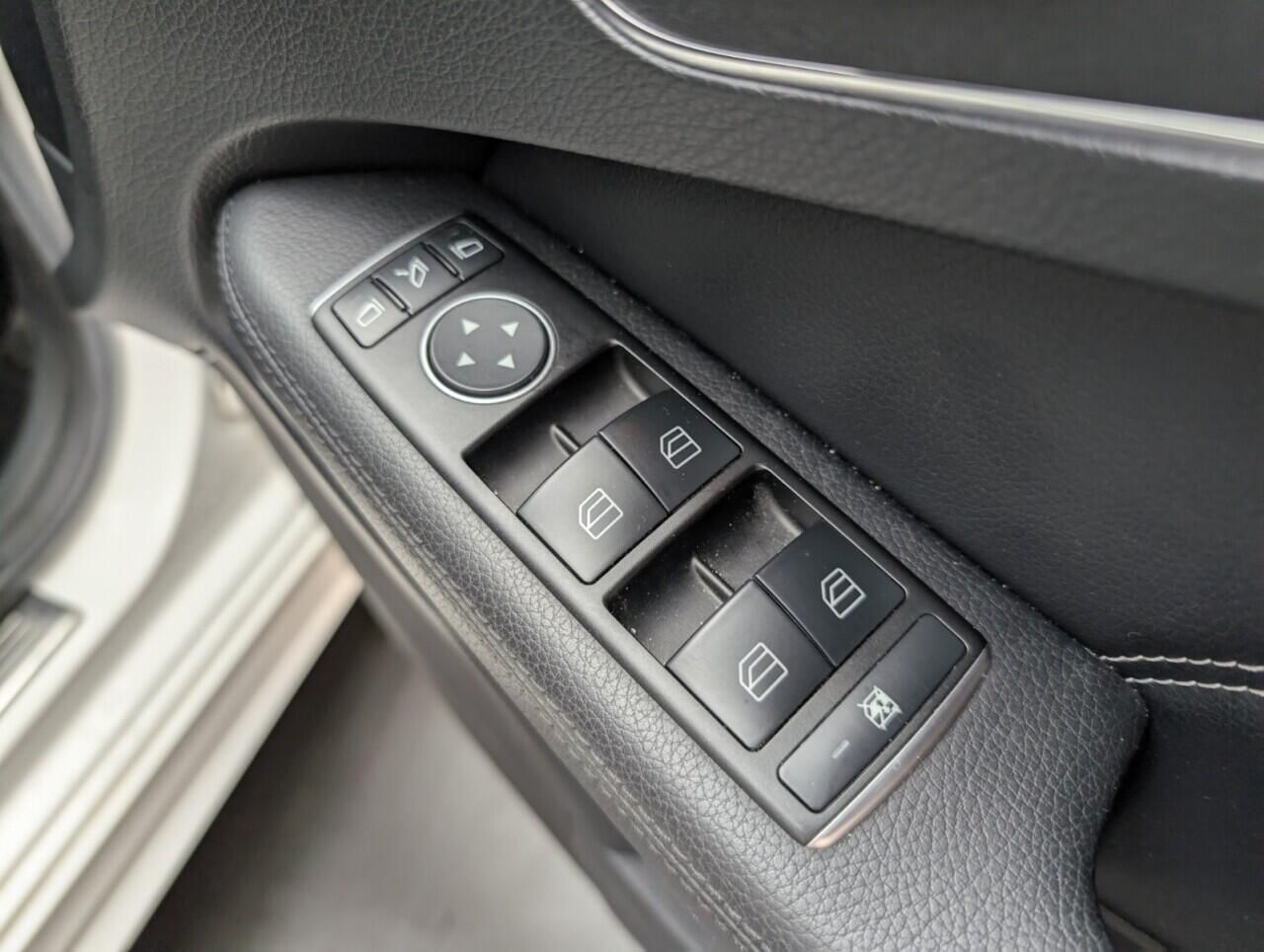 Used Mercedes-Benz E Class 2015 for sale - 76425492: Photo 21