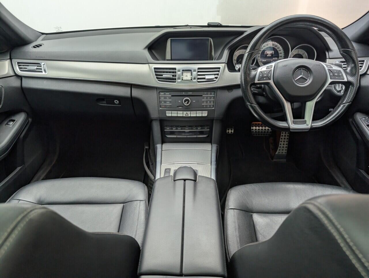 Used Mercedes-Benz E Class 2015 for sale - 76425492: Photo 25