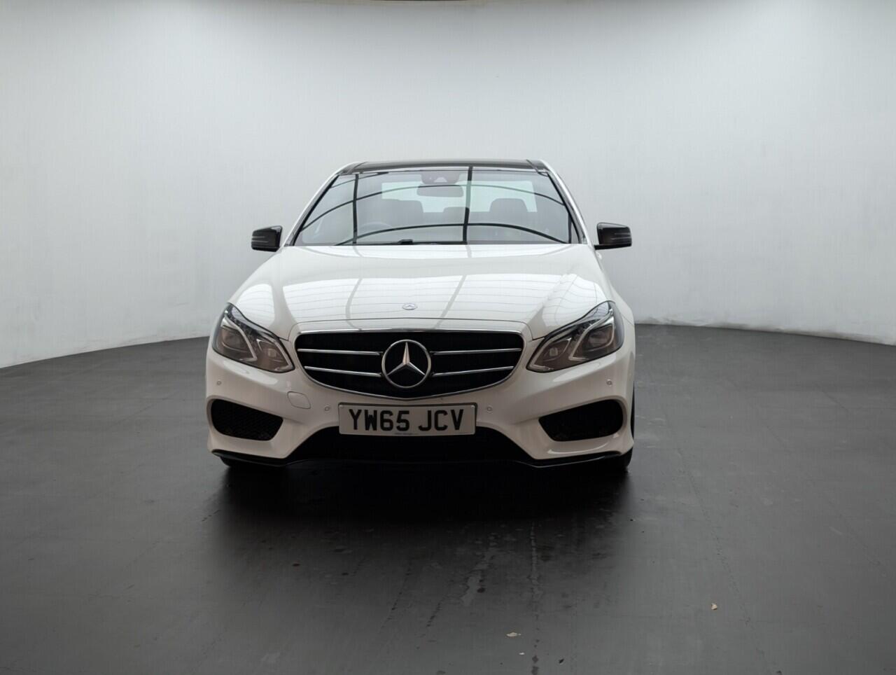 Used Mercedes-Benz E Class 2015 for sale - 76425492: Photo 3
