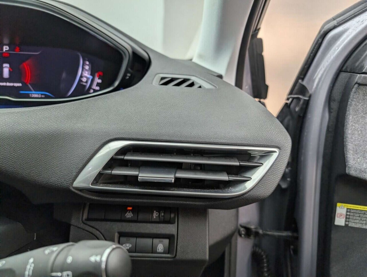 Used Peugeot 5008 2022 for sale - 77713332: Photo 19