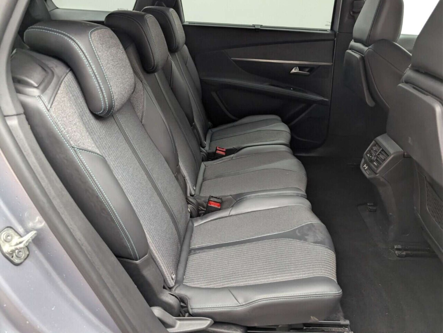 Used Peugeot 5008 2022 for sale - 77713332: Photo 23