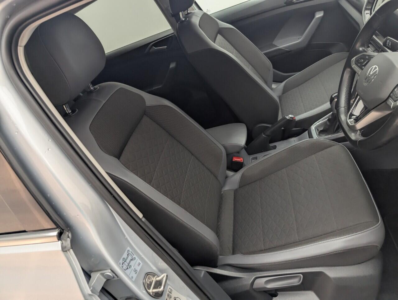 Used Volkswagen T-Cross 2020 for sale - 76422694: Photo 12