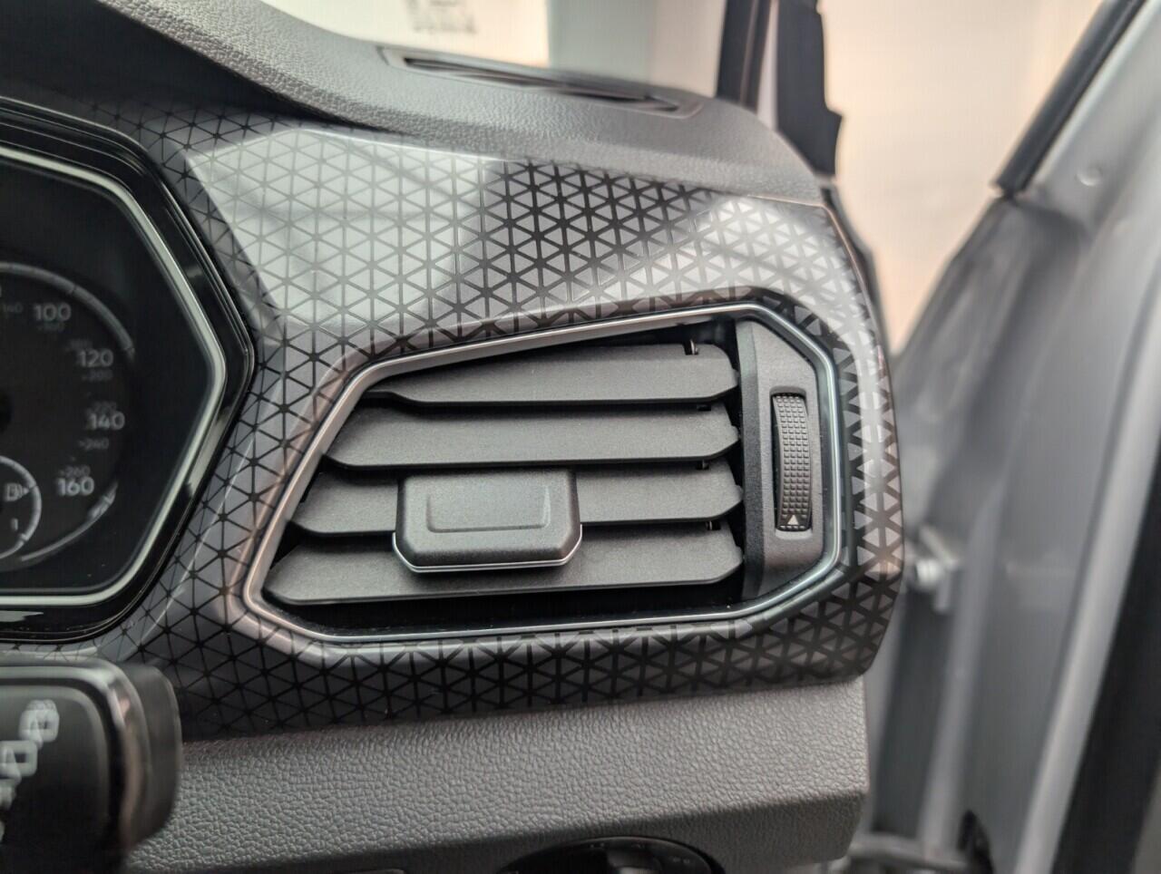 Used Volkswagen T-Cross 2020 for sale - 76422694: Photo 21