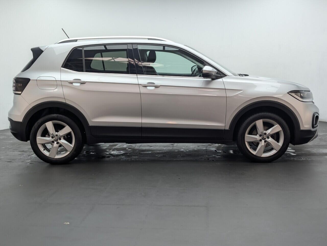Used Volkswagen T-Cross 2020 for sale - 76422694: Photo 9