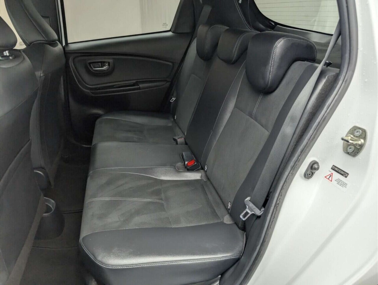 Used Toyota Yaris 2019 for sale - 77714418: Photo 25