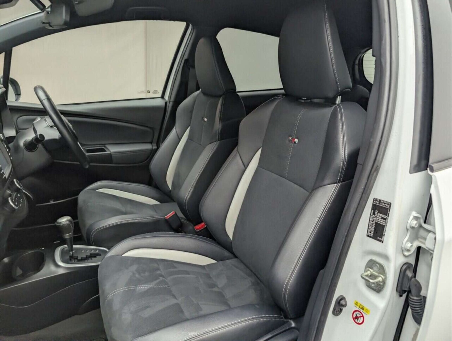 Used Toyota Yaris 2019 for sale - 77714418: Photo 26