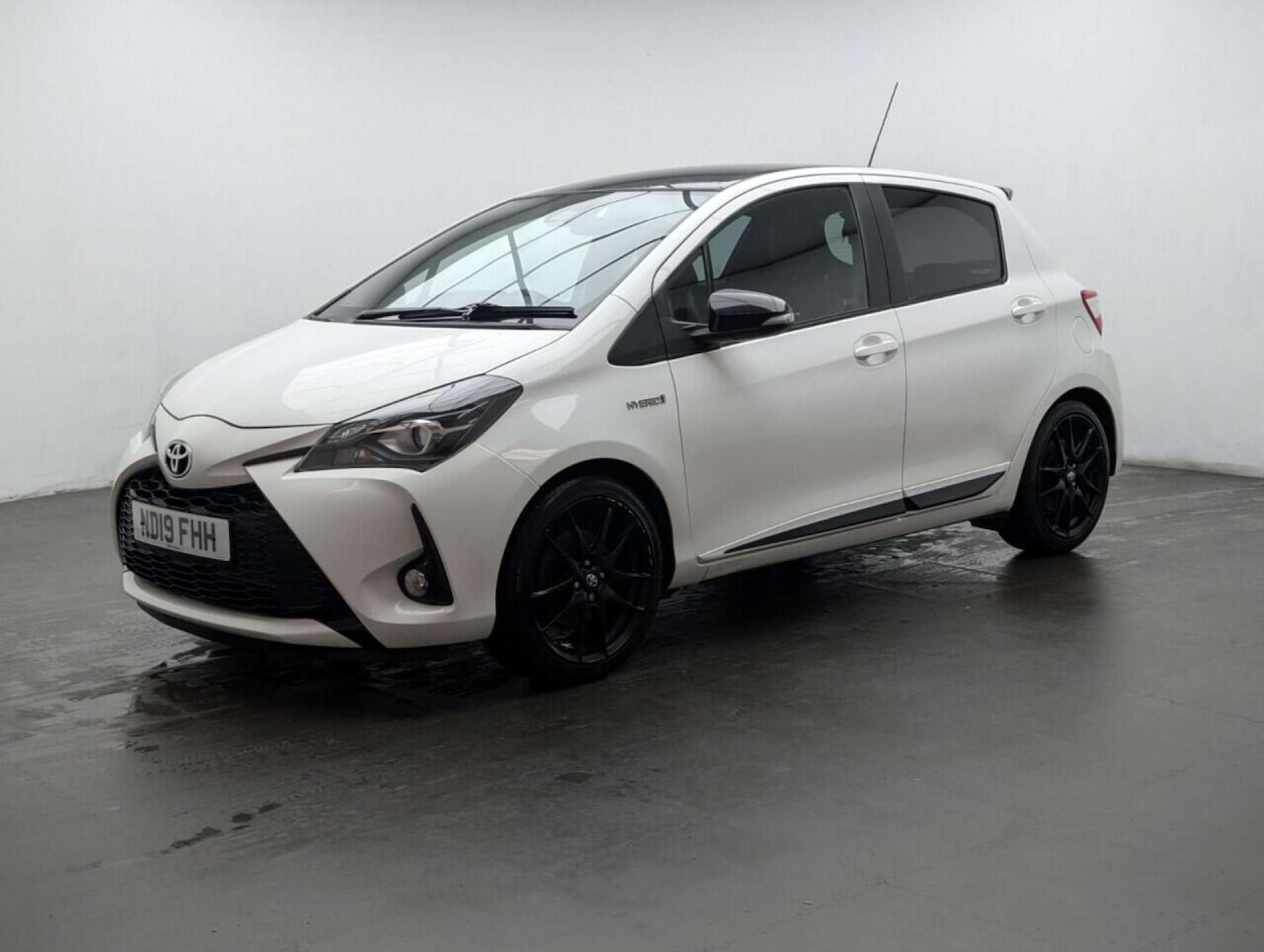 Used Toyota Yaris 2019 for sale - 77714418: Photo 4