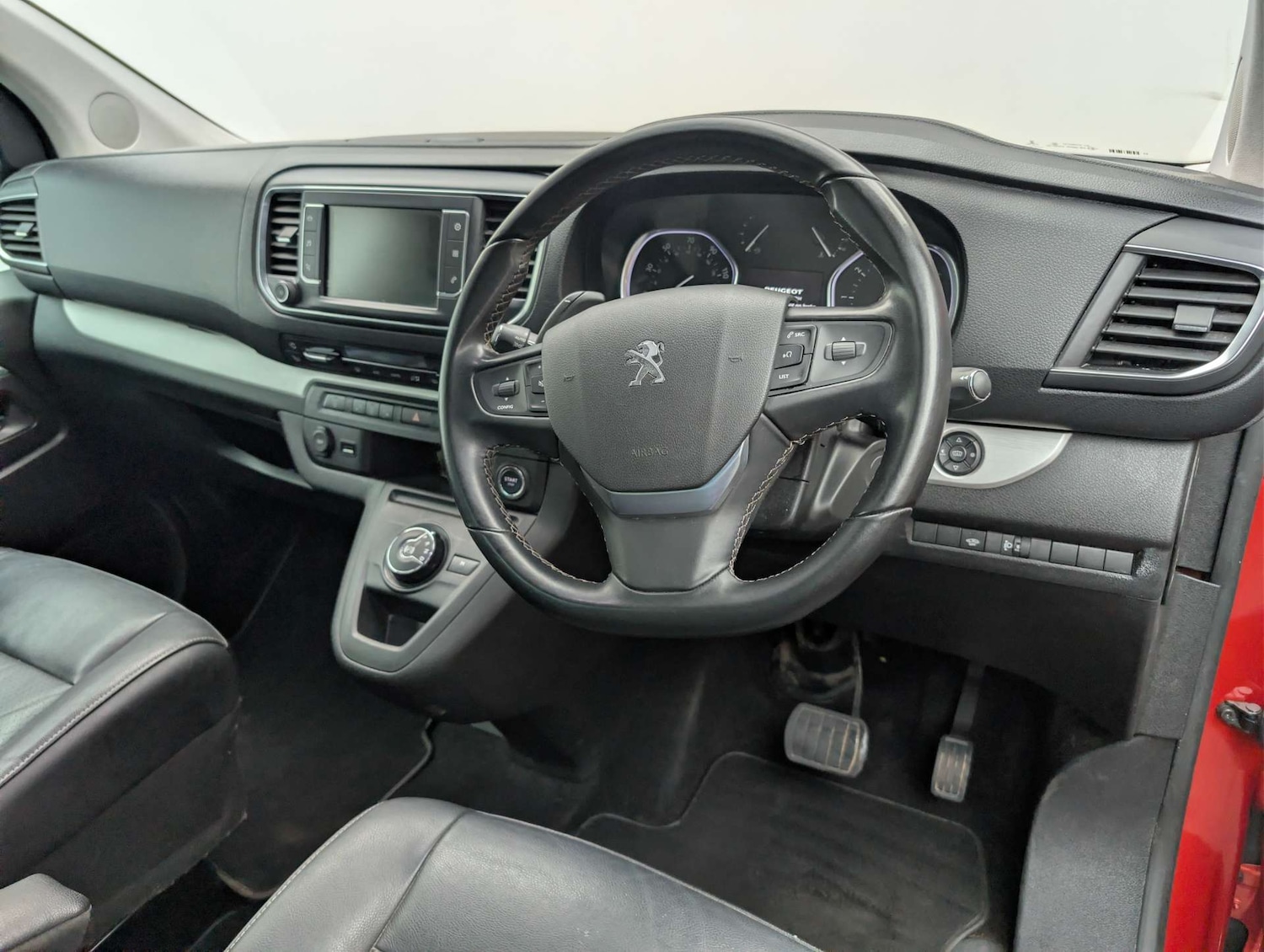 Used Peugeot Traveller 2019 for sale - 77836354: Photo 14