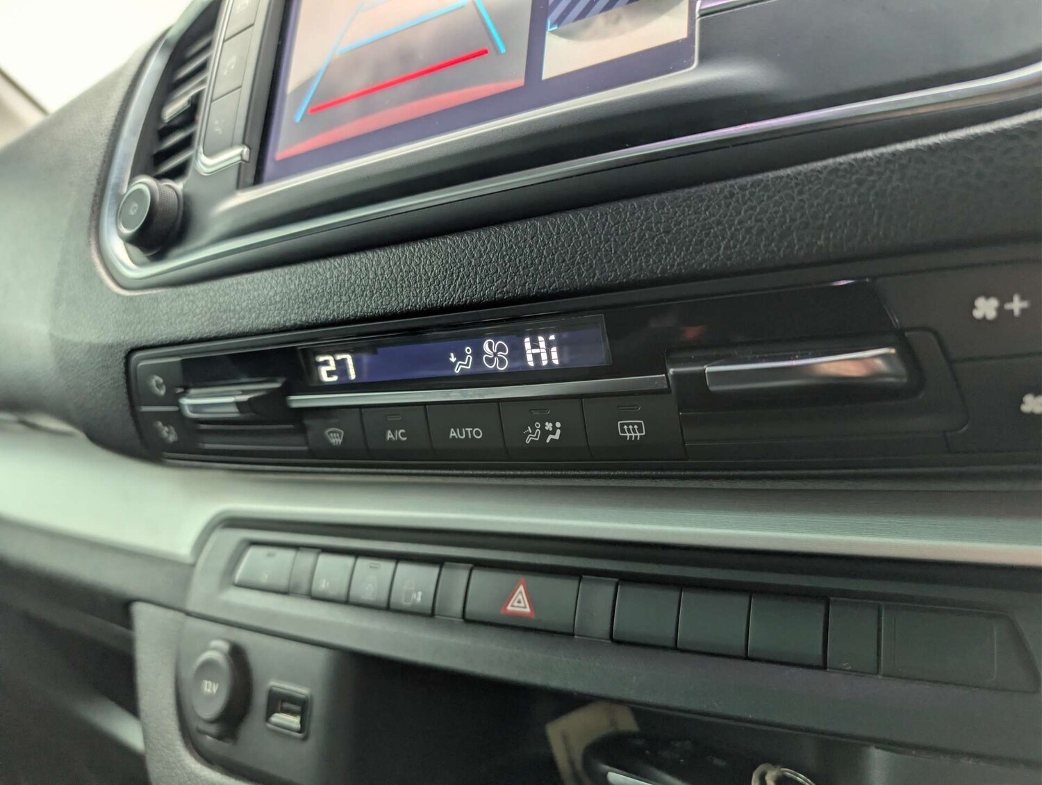 Used Peugeot Traveller 2019 for sale - 77836354: Photo 22