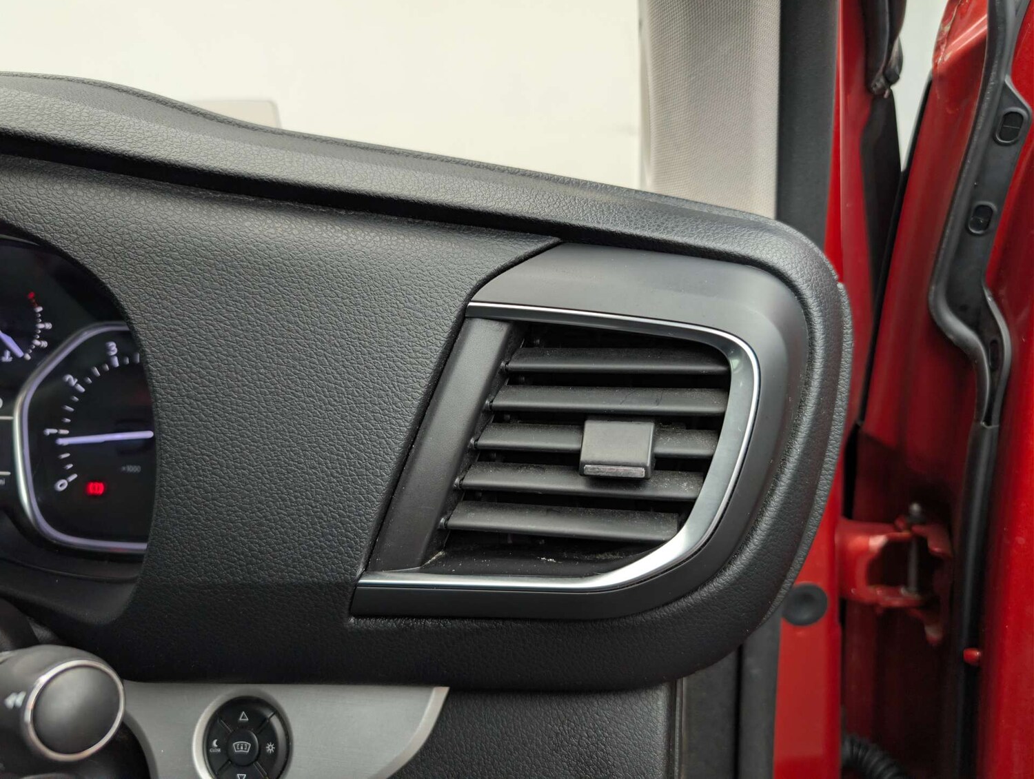 Used Peugeot Traveller 2019 for sale - 77836354: Photo 30