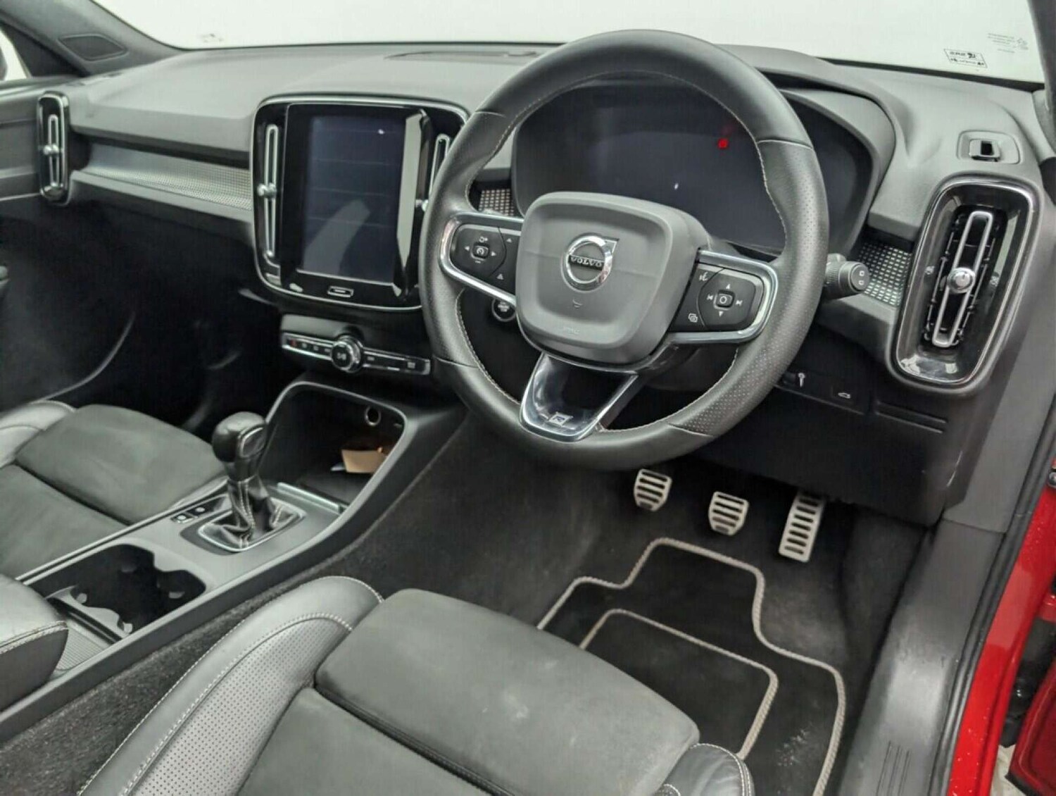 Used Volvo XC40 2018 for sale - 77713740: Photo 11