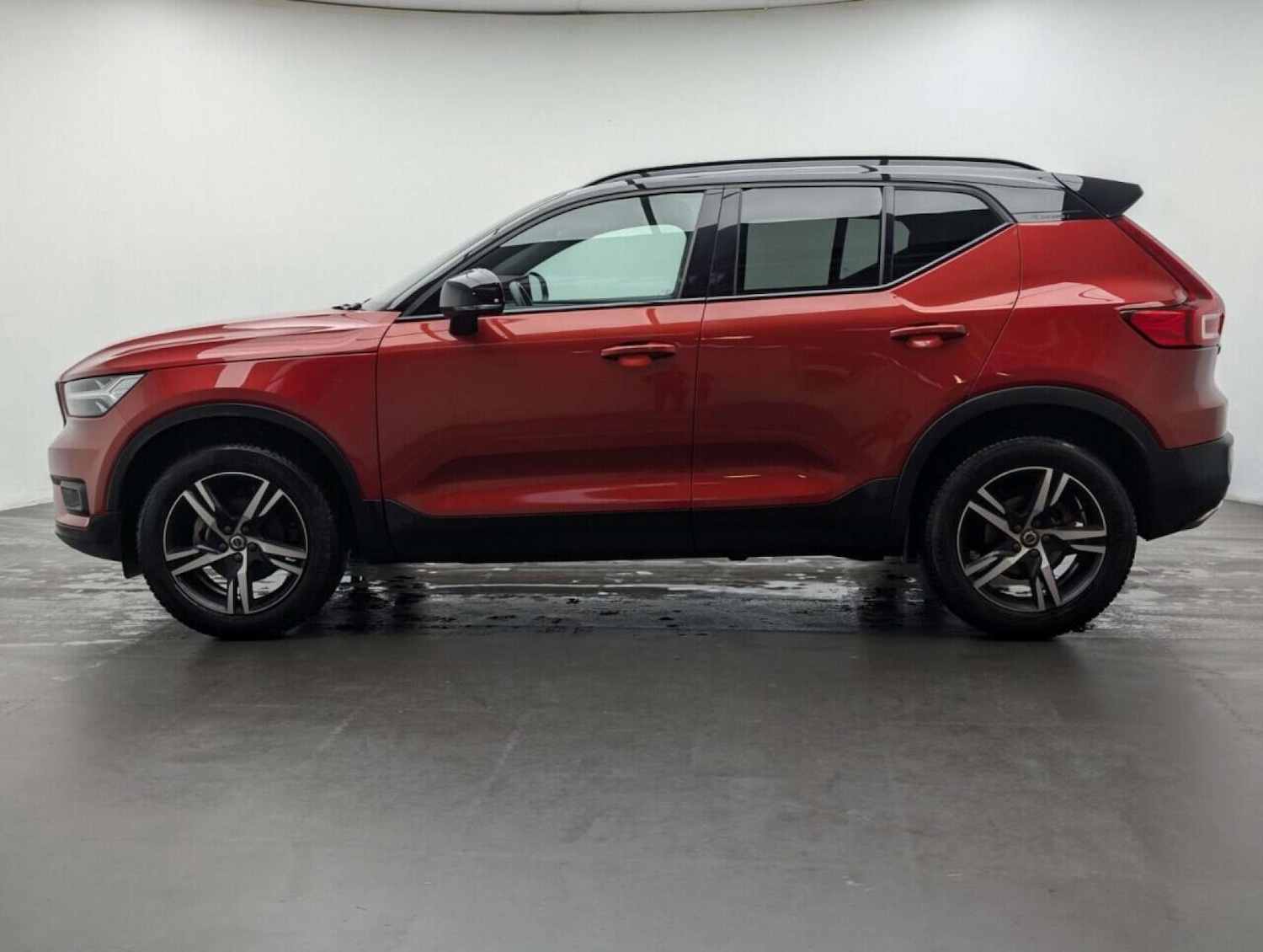 Used Volvo XC40 2018 for sale - 77713740: Photo 5