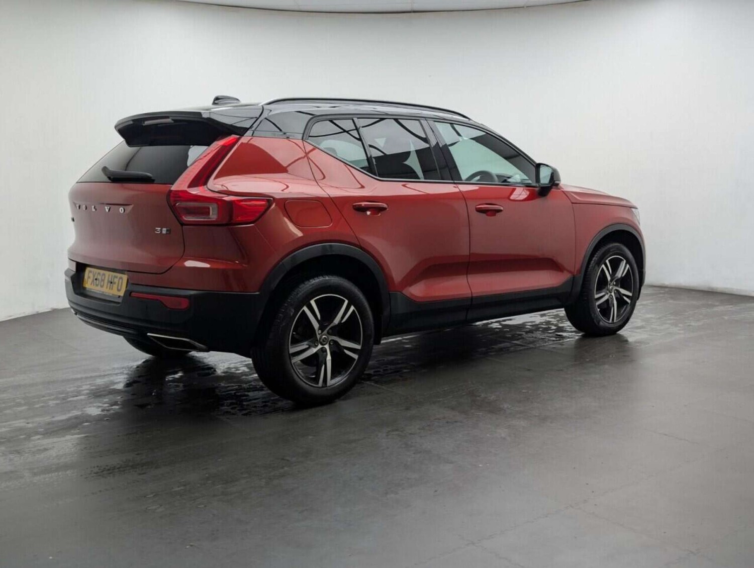 Used Volvo XC40 2018 for sale - 77713740: Photo 8