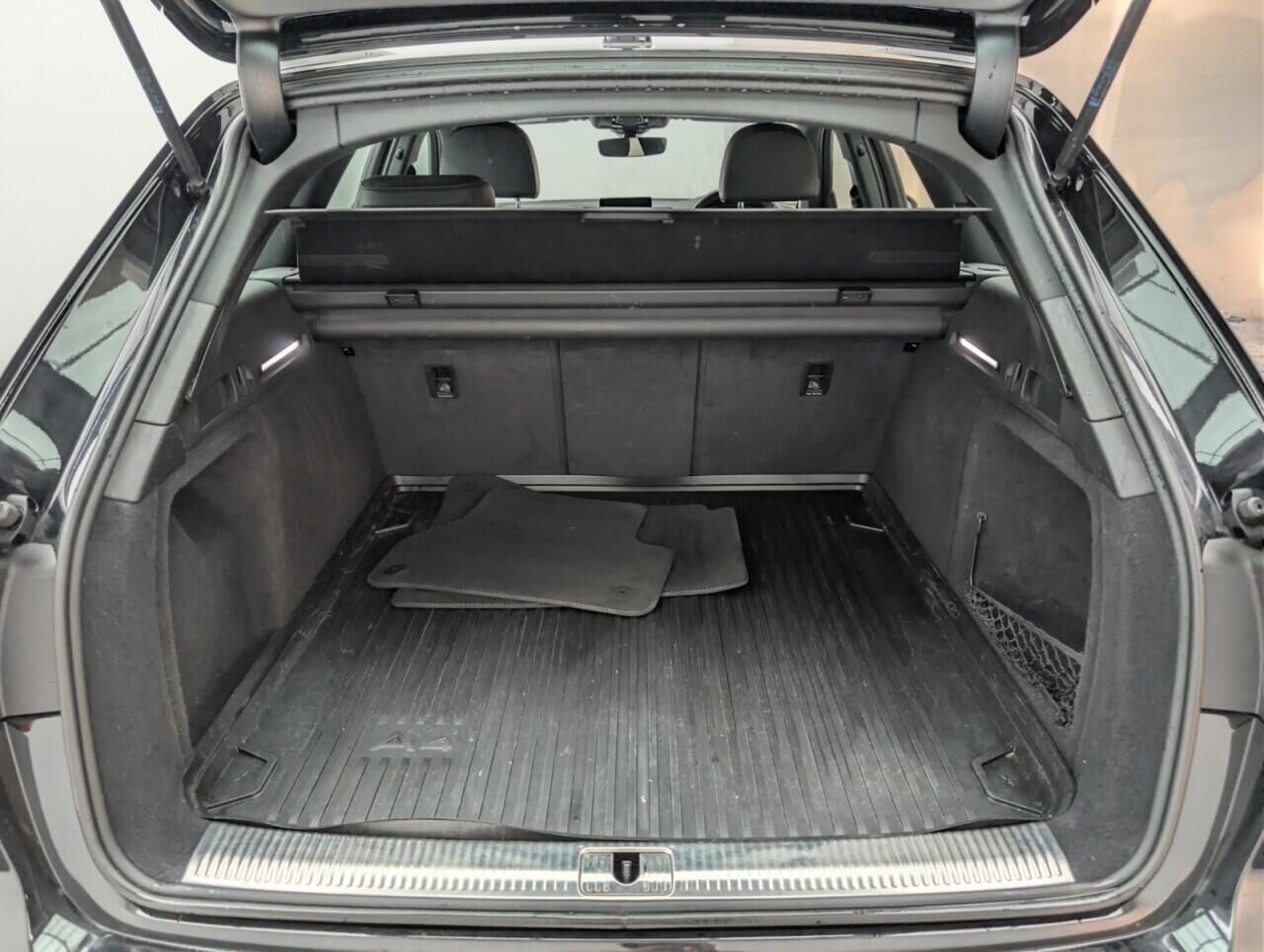 Used Audi A4 Avant 2019 for sale - 76484346: Photo 25