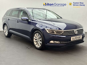 Used Volkswagen Passat 2019 for sale - 79276849: Photo