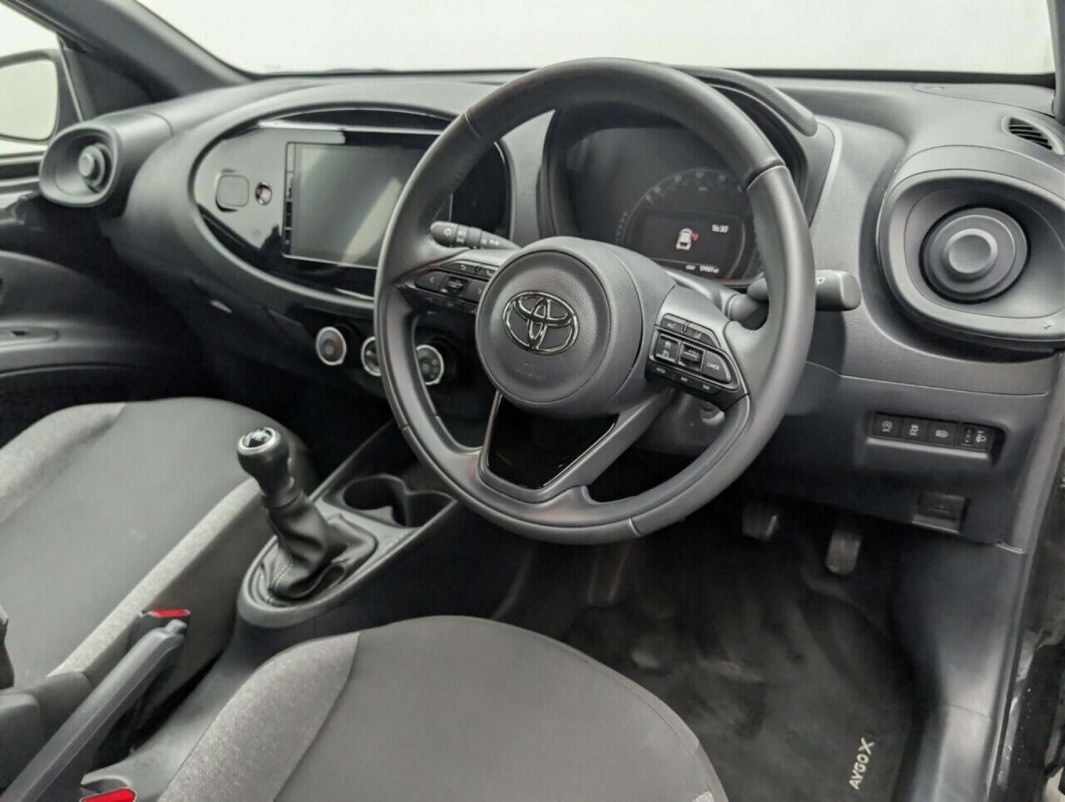 Used Toyota Aygo X 2024 for sale - 77713229: Photo 11