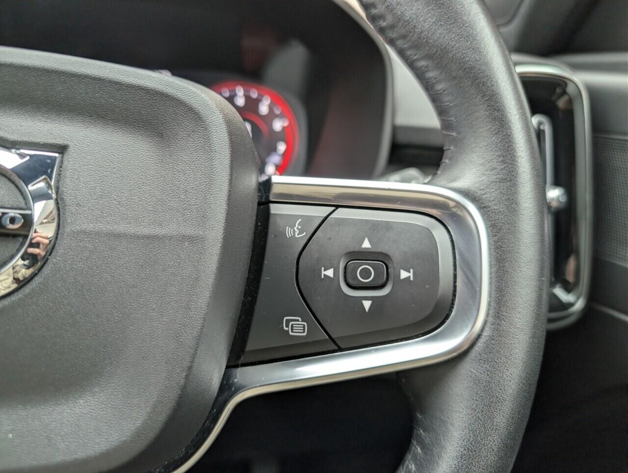 Used Volvo XC40 2020 for sale - 76886524: Photo 19