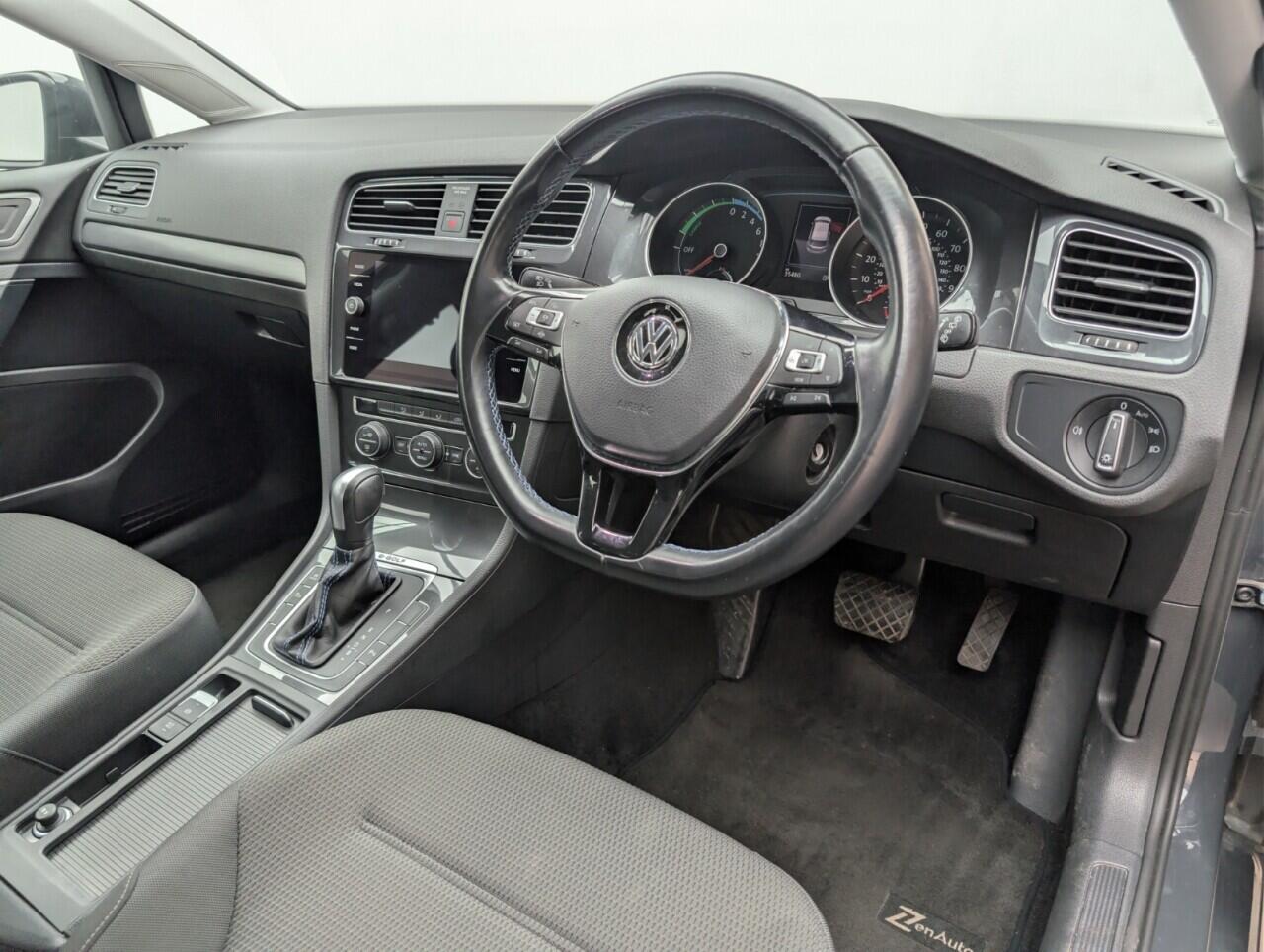 Used Volkswagen Golf 2020 for sale - 76781763: Photo 11