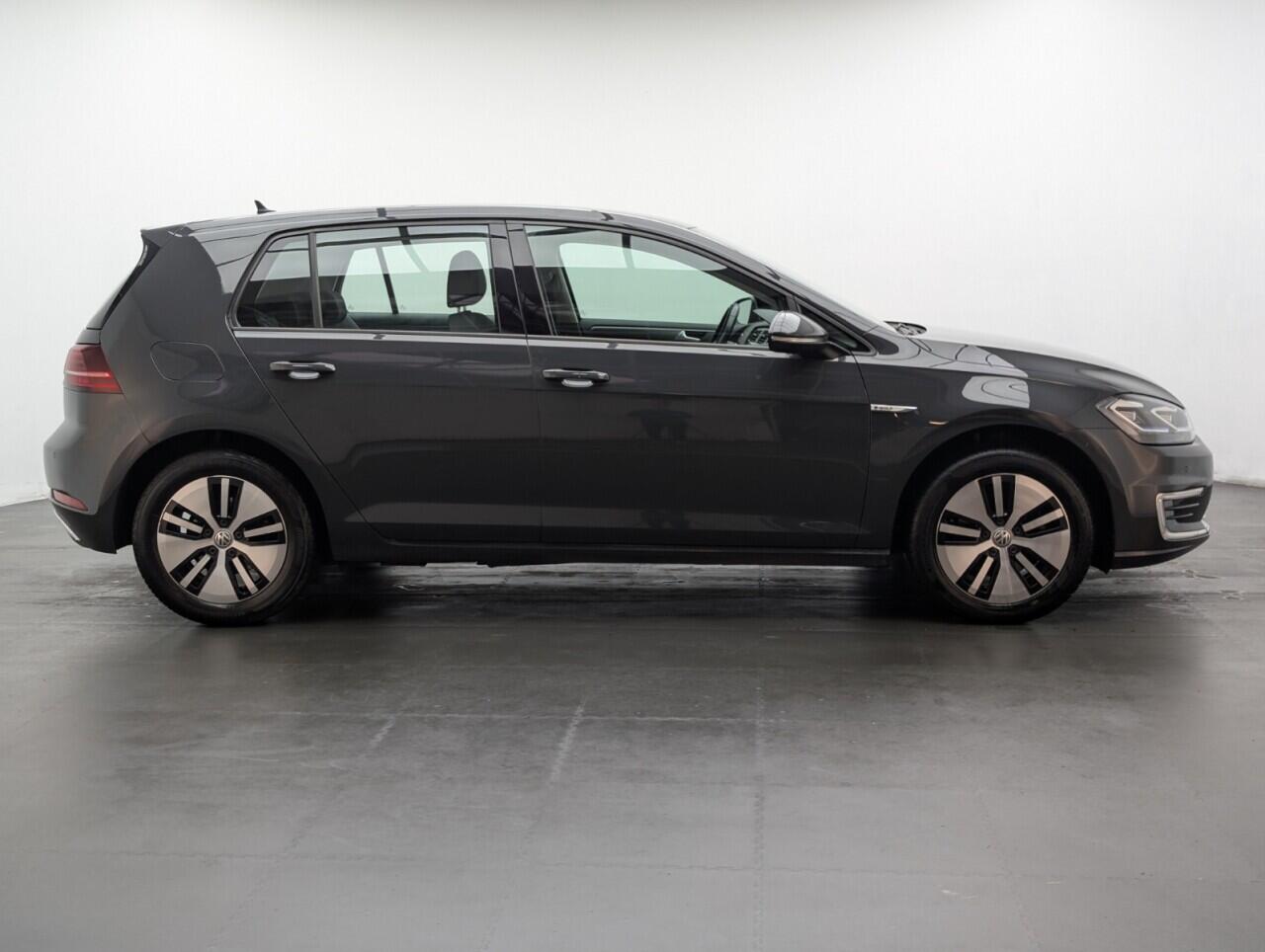 Used Volkswagen Golf 2020 for sale - 76781763: Photo 9