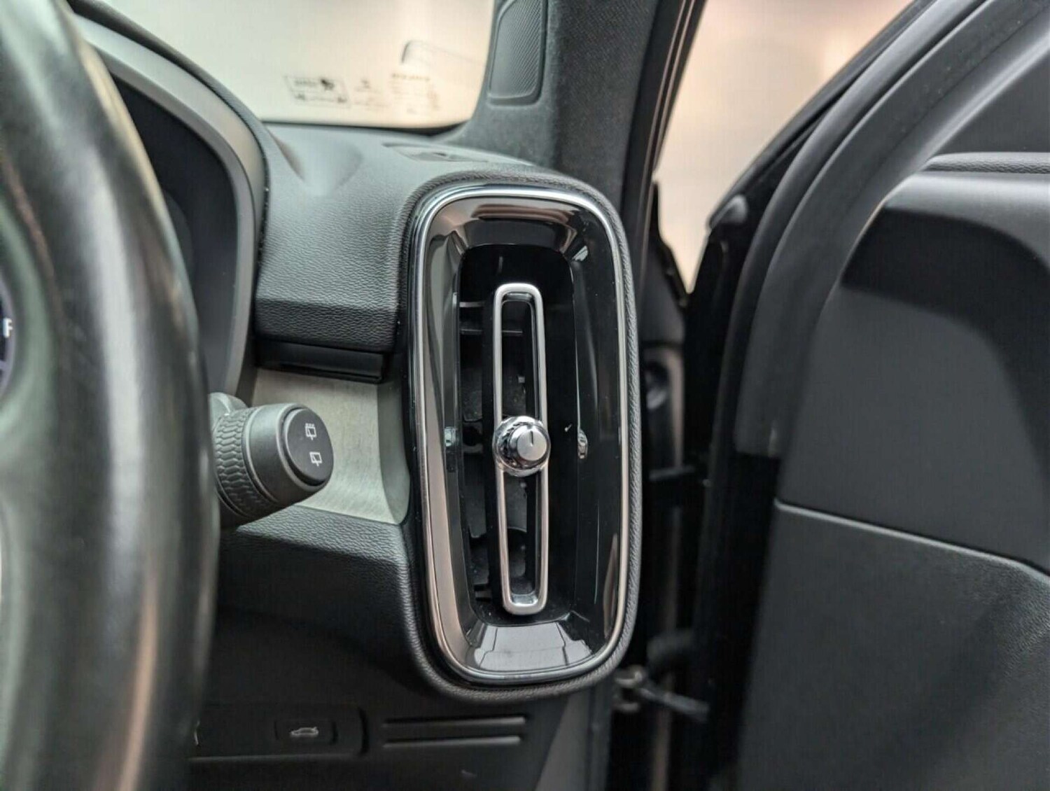 Used Volvo XC40 2020 for sale - 77713075: Photo 20