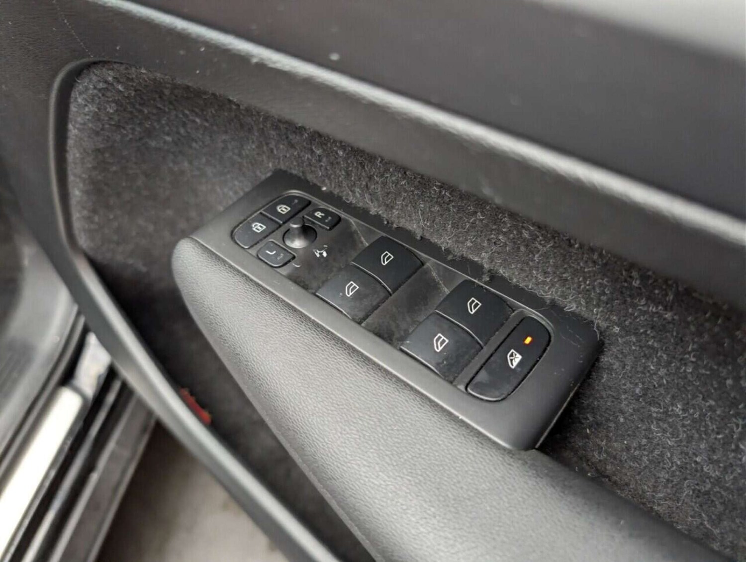 Used Volvo XC40 2020 for sale - 77713075: Photo 21