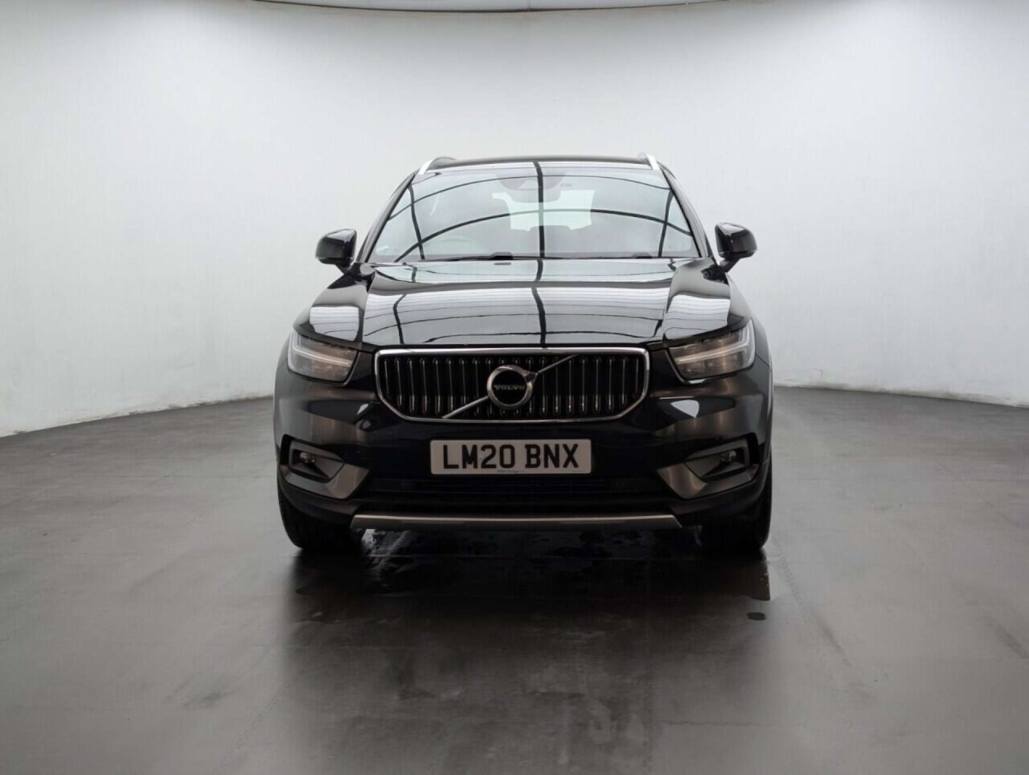 Used Volvo XC40 2020 for sale - 77713075: Photo 3