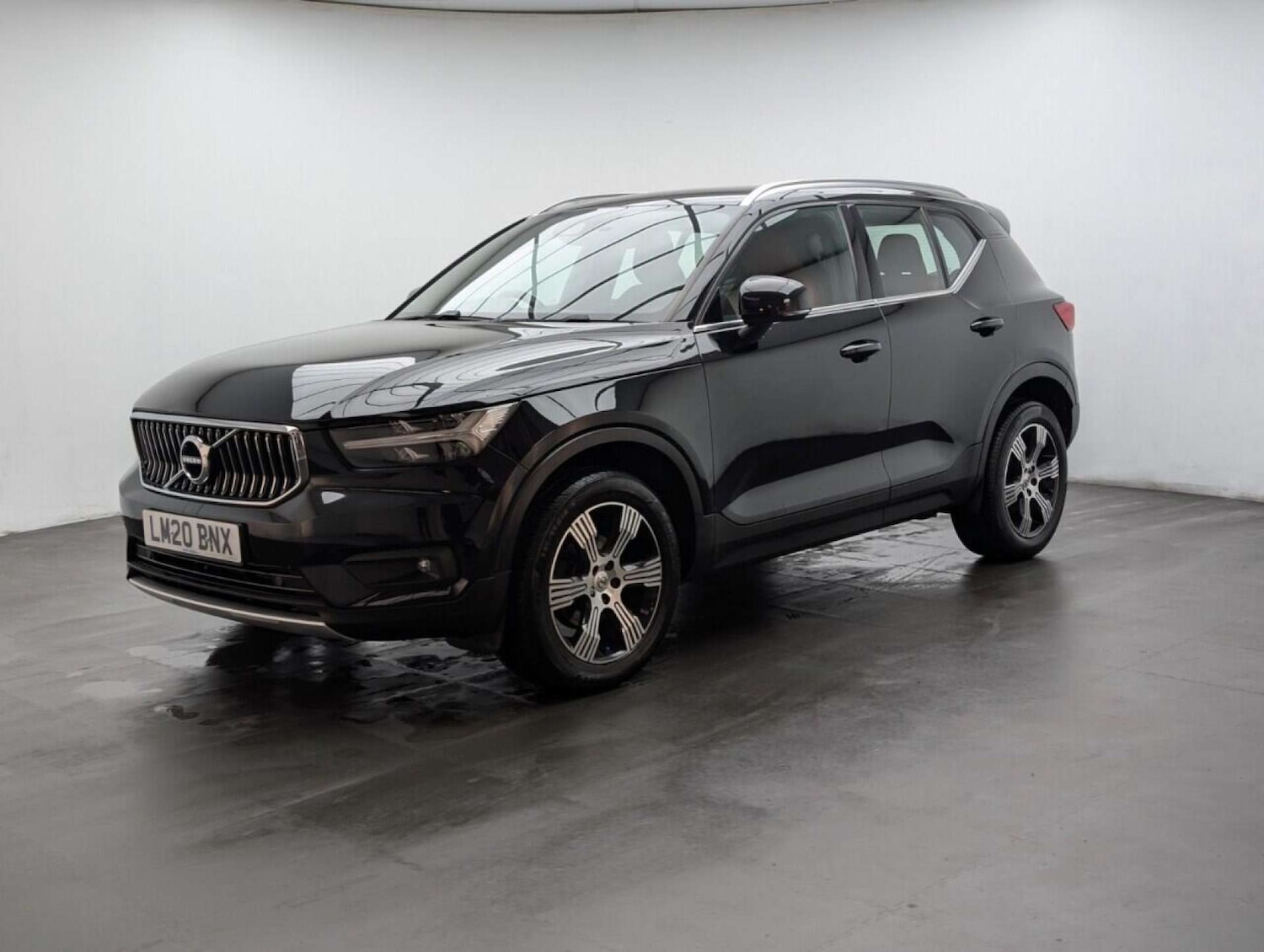 Used Volvo XC40 2020 for sale - 77713075: Photo 4