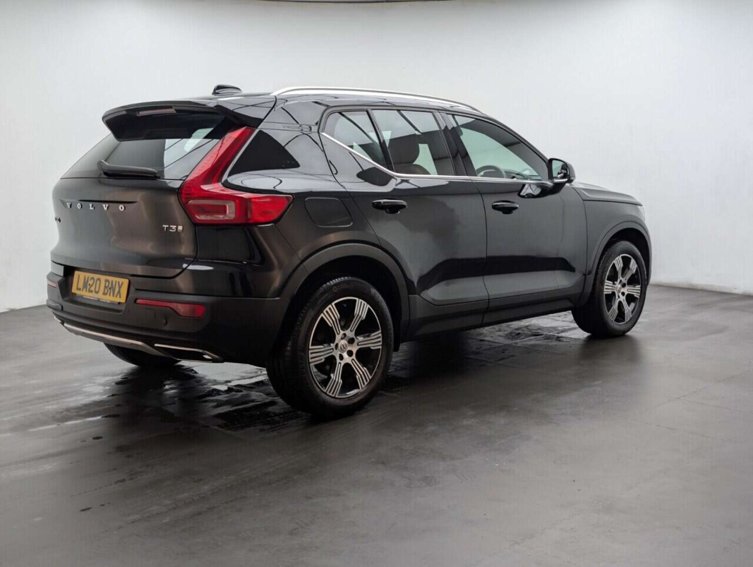 Used Volvo XC40 2020 for sale - 77713075: Photo 8