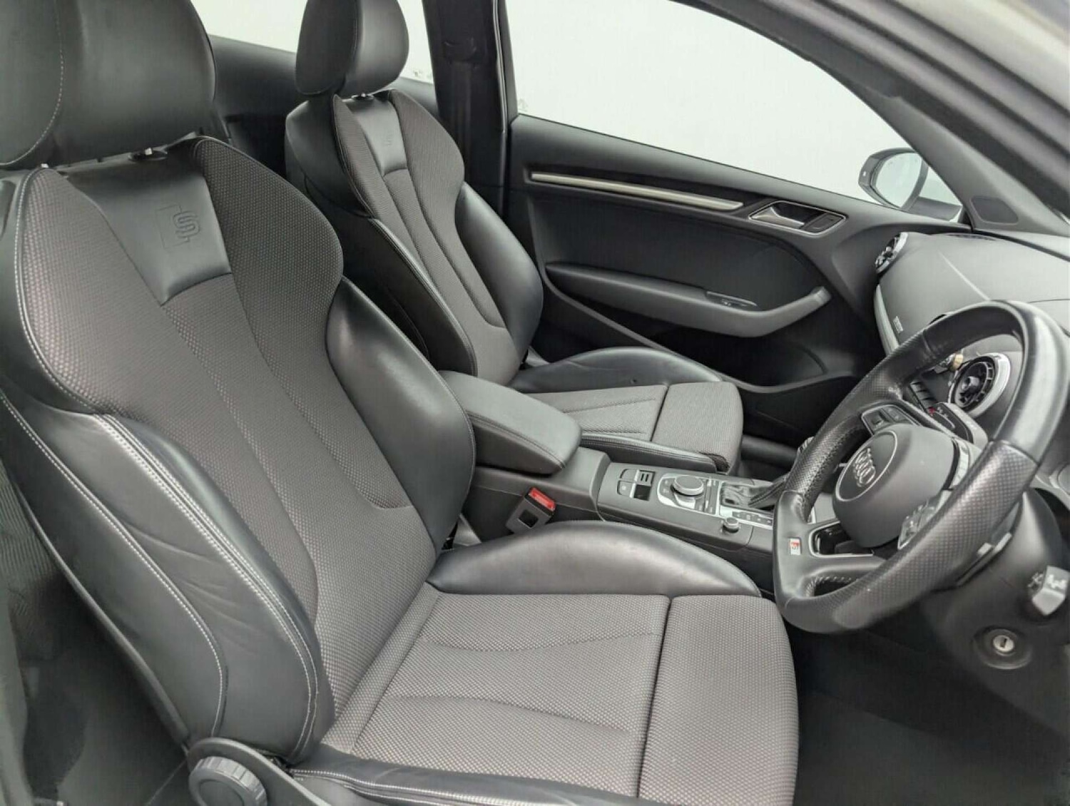 Used Audi A3 2017 for sale - 77714186: Photo 11