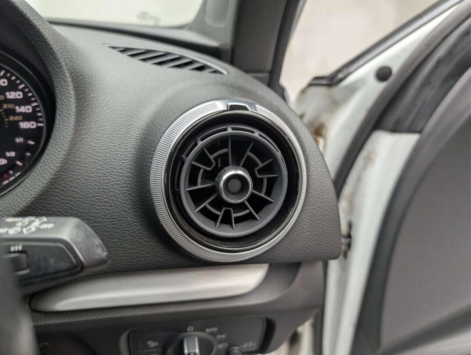 Used Audi A3 2017 for sale - 77714186: Photo 17