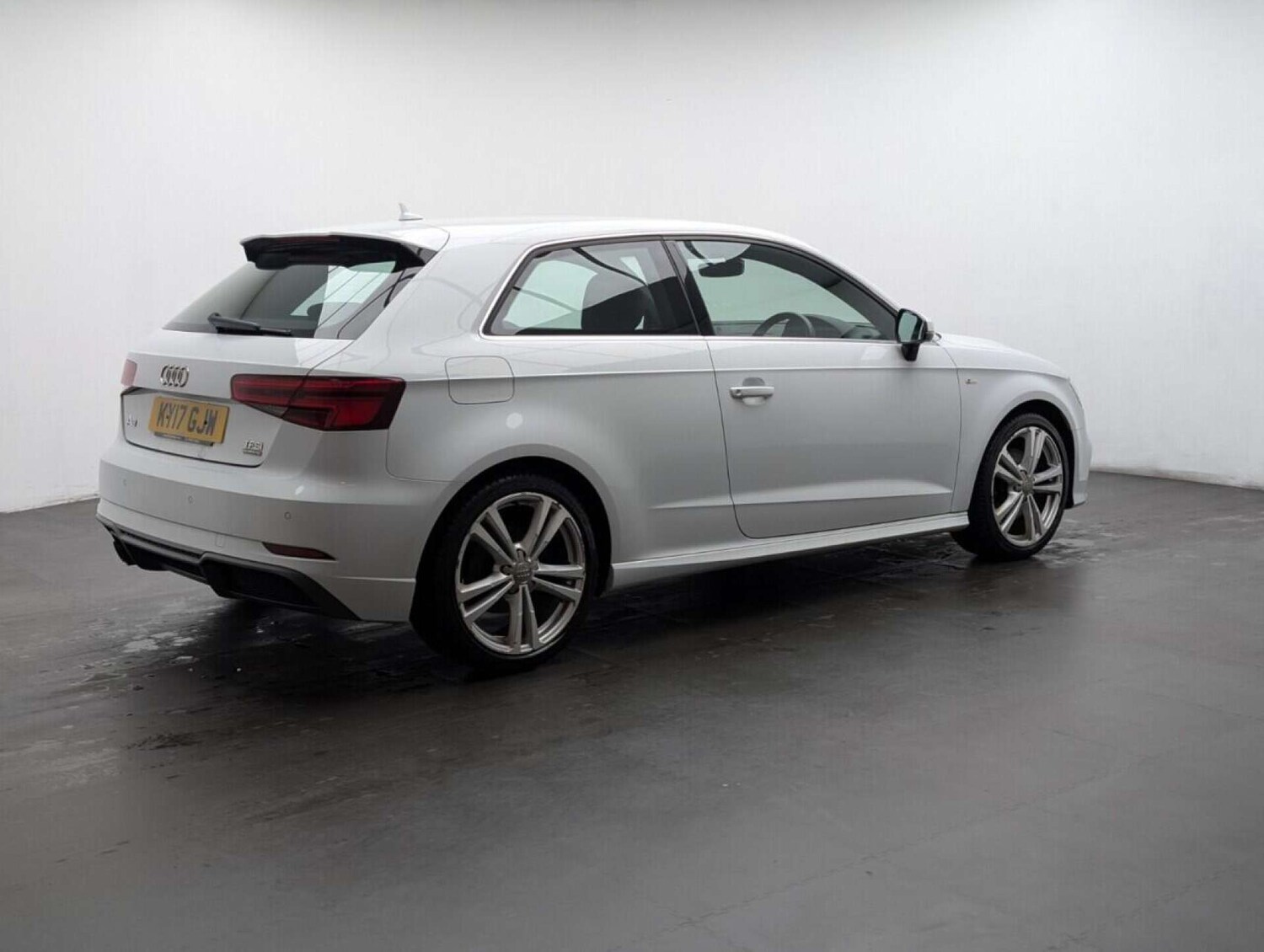 Used Audi A3 2017 for sale - 77714186: Photo 8