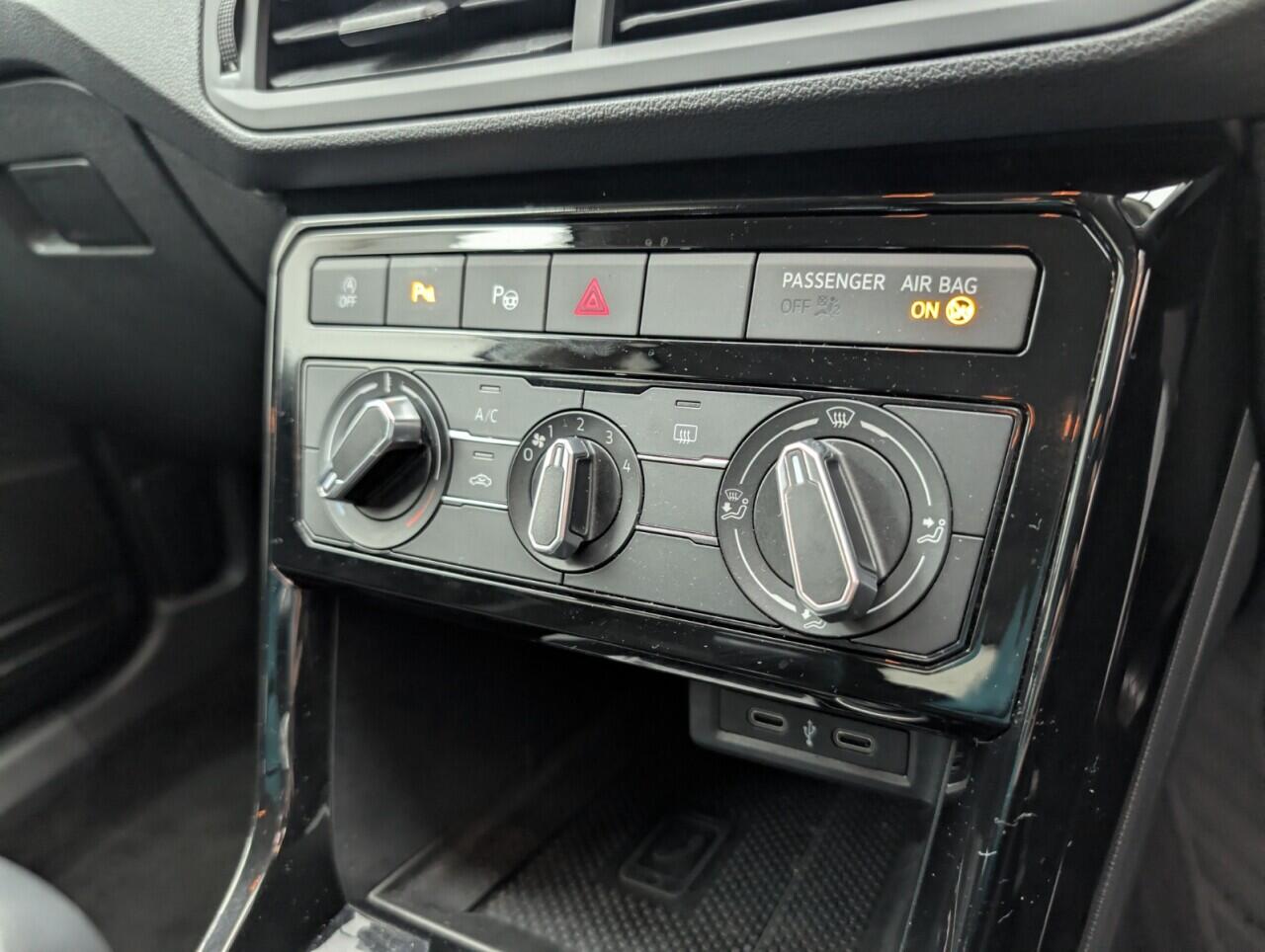 Used Volkswagen T-Cross 2022 for sale - 76422697: Photo 16