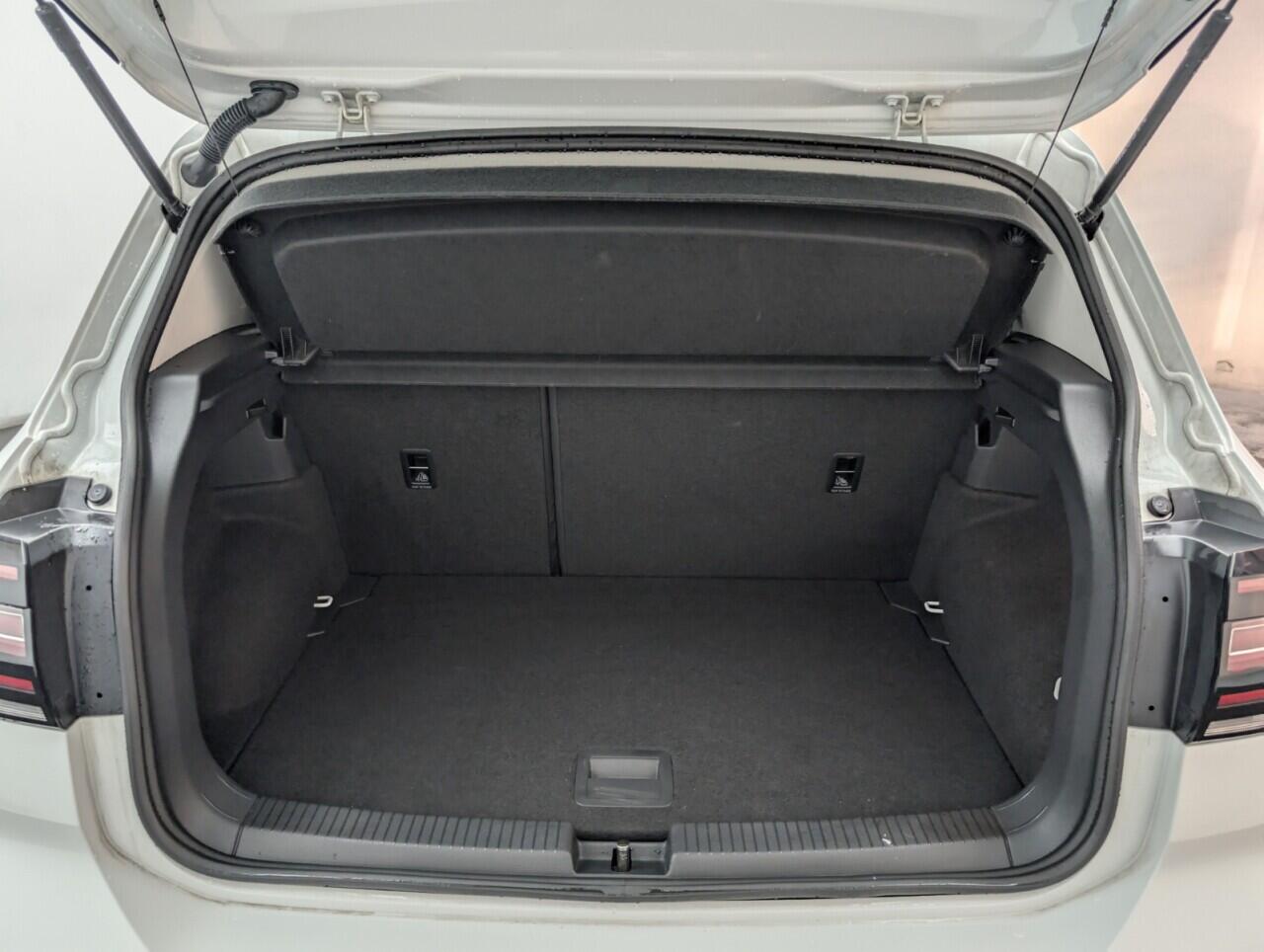 Used Volkswagen T-Cross 2022 for sale - 76422697: Photo 26