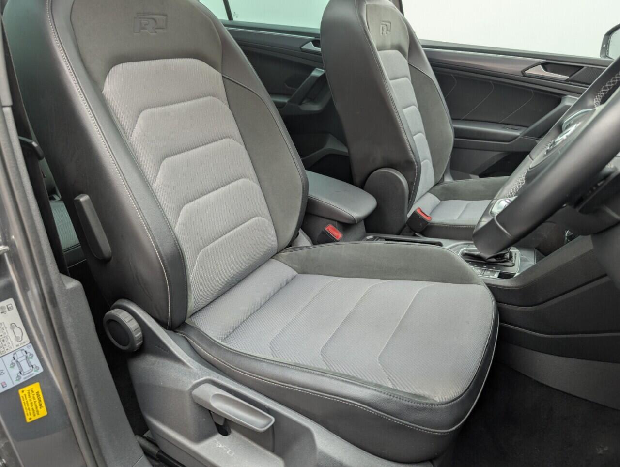 Used Volkswagen Tiguan 2019 for sale - 76422699: Photo 12