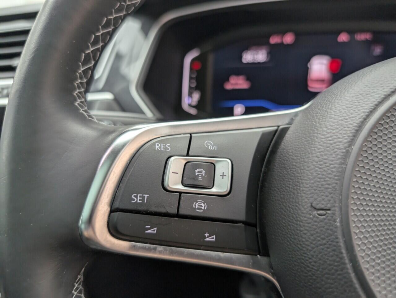 Used Volkswagen Tiguan 2019 for sale - 76422699: Photo 19