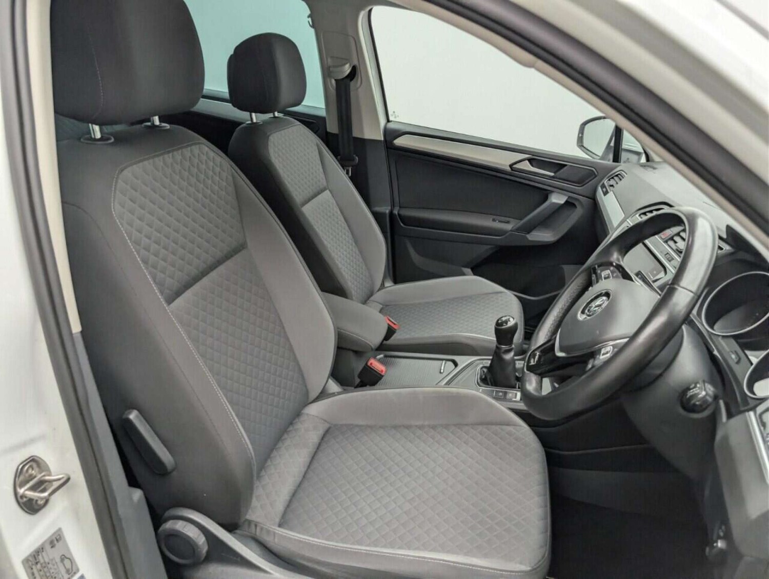 Used Volkswagen Tiguan 2019 for sale - 77714340: Photo 12